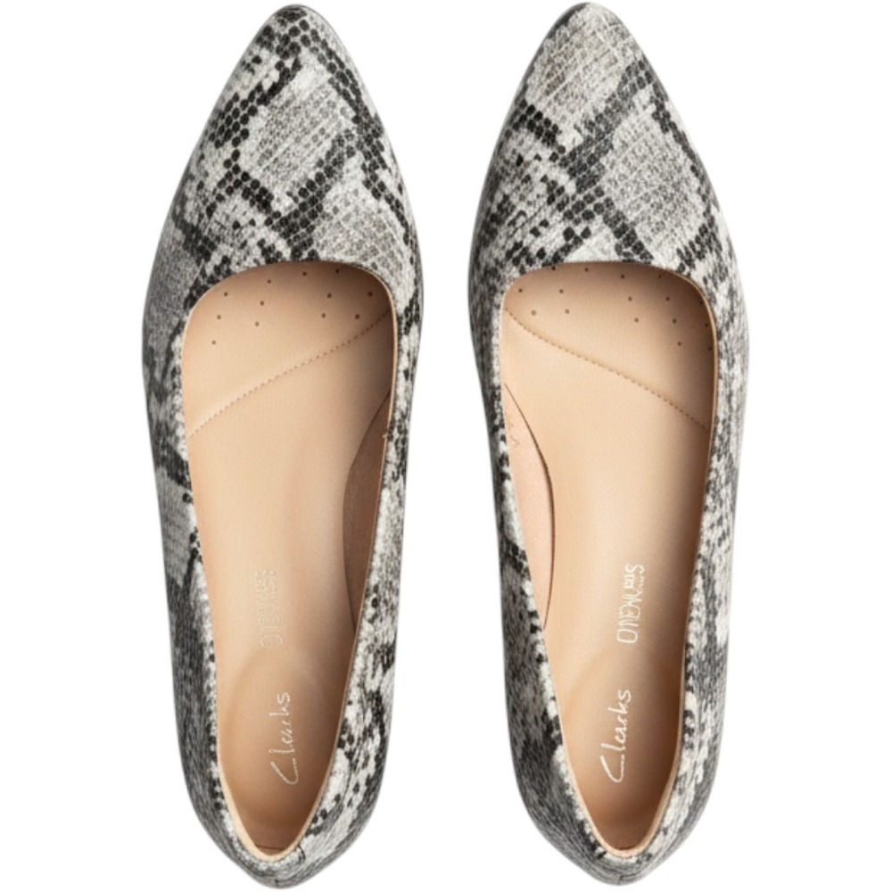 Clarks Sense35 Court Pump Women 8M Grey Snakeskin Pointed Toe Block Heel